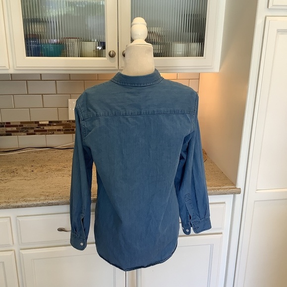 The Vermont Country Store Denim Long Sleeve Shirt Medium - Picture 3 of 7